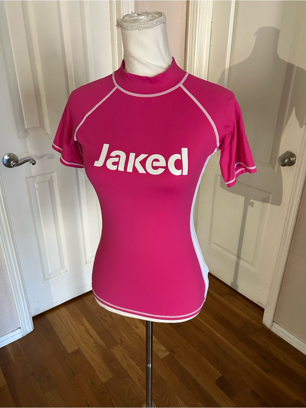 Jaked Pink & White Rash Guard Swim Top in Women’s Med NWOT
